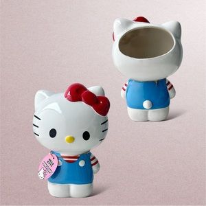 Sanrio Hello Kitty 3D Pencil, Brush Holder